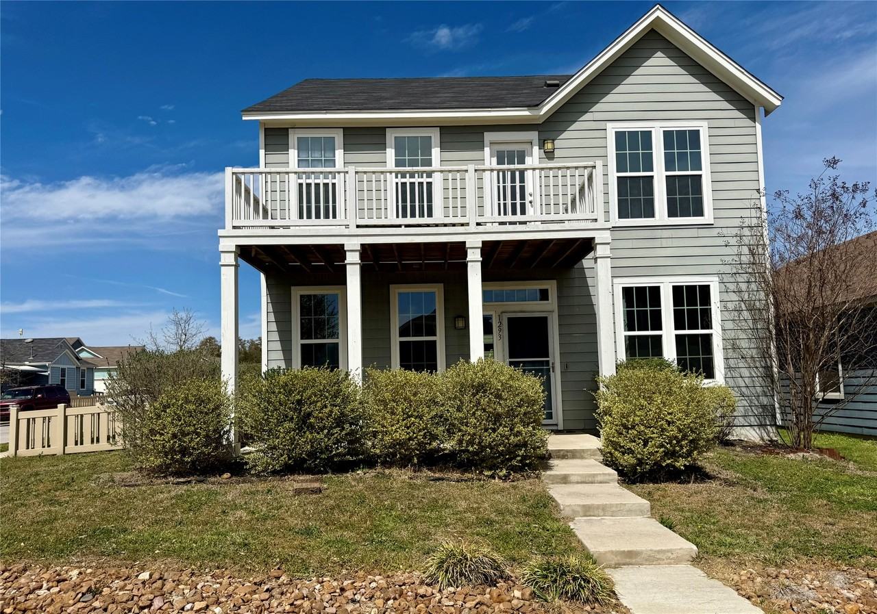 1293 Nevarez #1293 - Photo 3 of 31