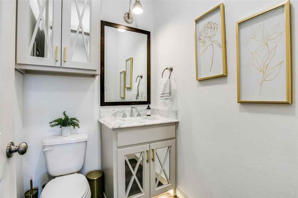 100 Claire Dr #100 - Photo 6 of 21