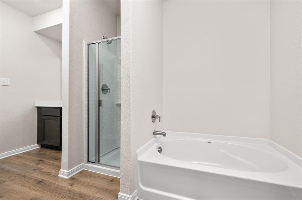 201 Southgate Dr #201 - Photo 3 of 5