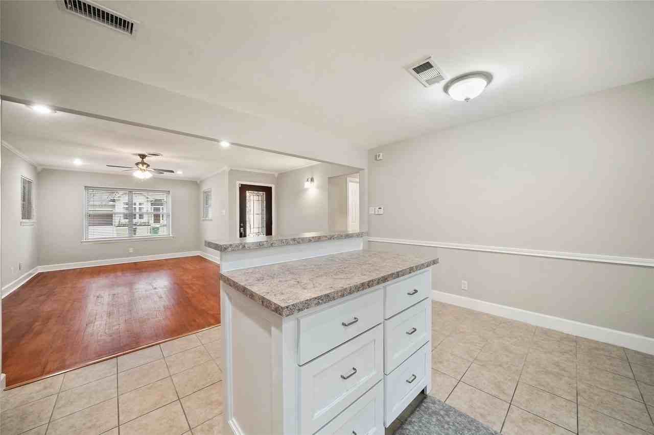 5205 Verdome Ln #5205 - Photo 3 of 45