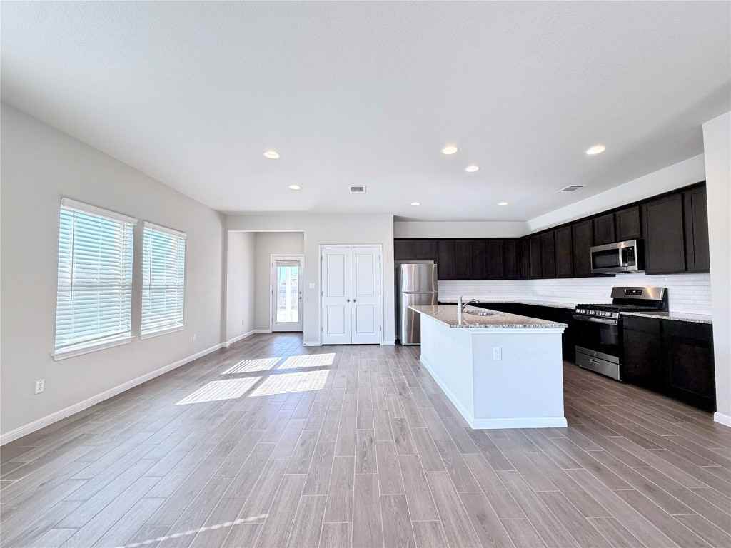 18104 Emu Ln #18104 - Photo 5 of 50