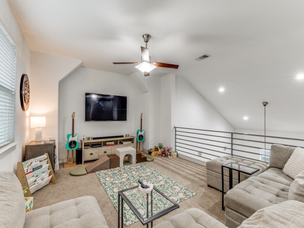 2204 Montague St #2204 - Photo 3 of 25