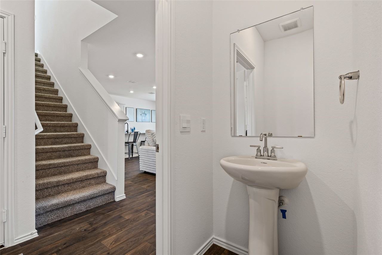 18517 Cremello Dr #18517A - Photo 3 of 17