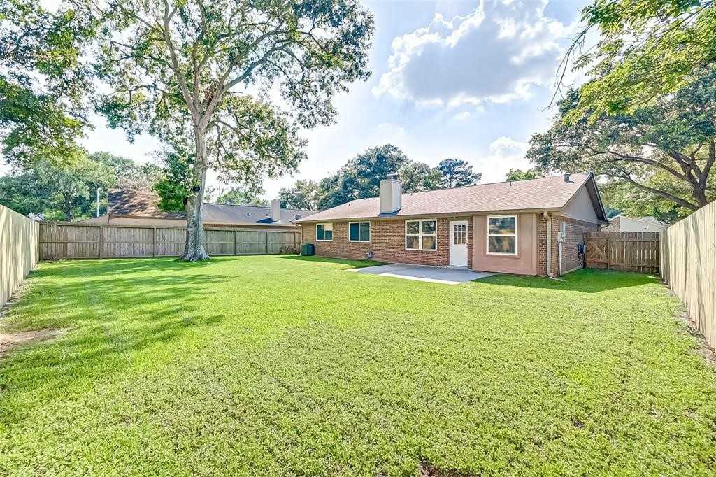 21231 Park Rock Ln #21231 - Photo 3 of 36