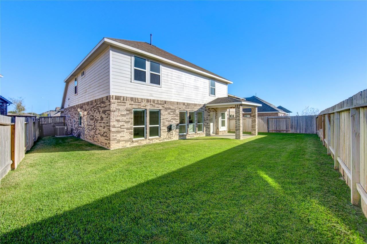 30243 Twisting Springs Dr #30243 - Photo 2 of 38