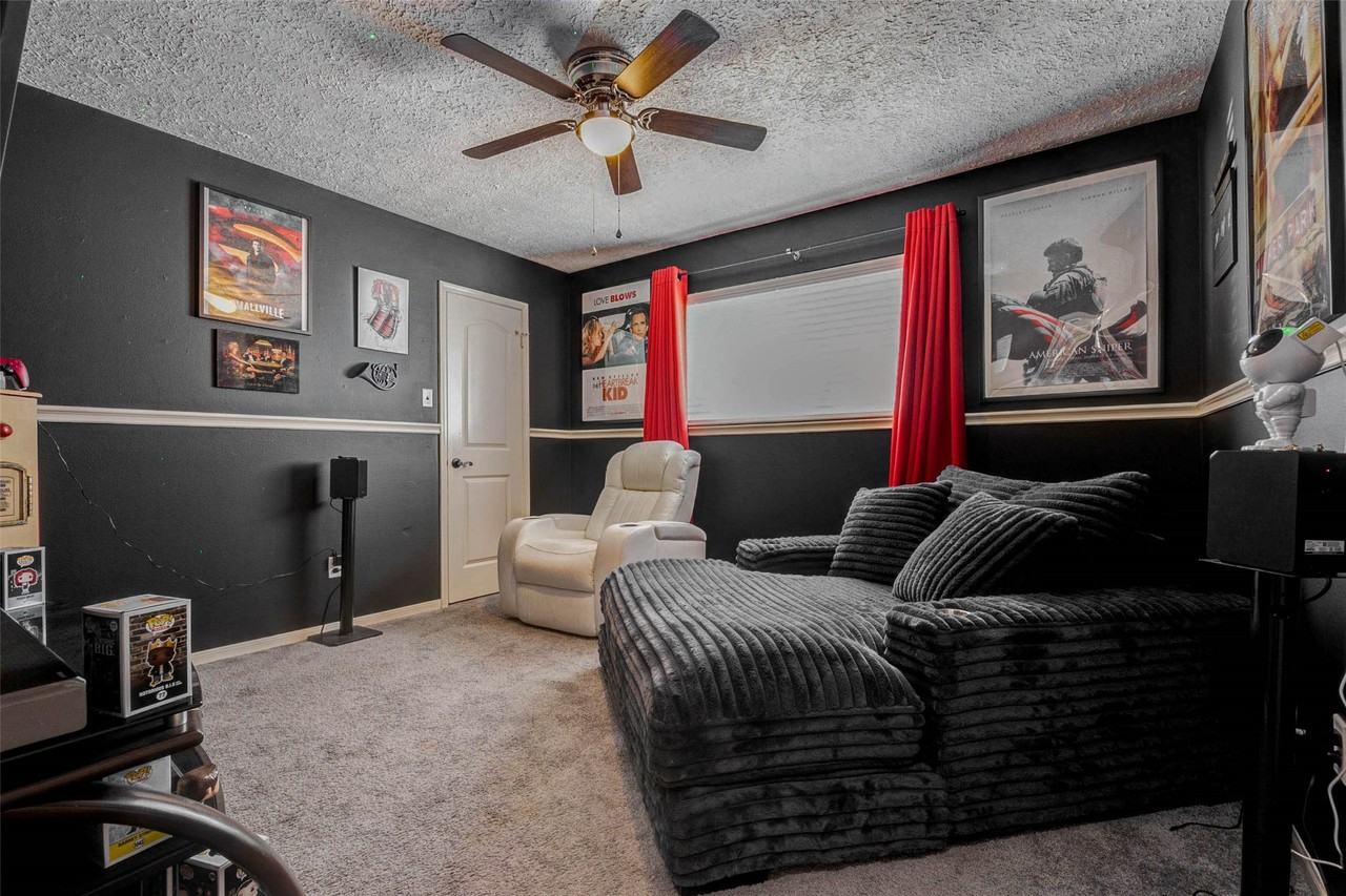 21602 Park Downe Ln #21602 - Photo 2 of 33