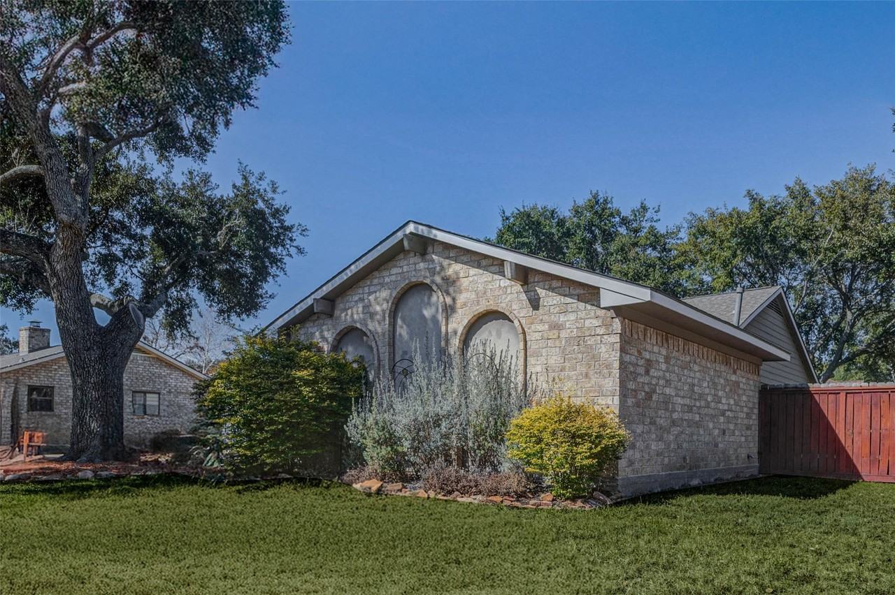 21602 Park Downe Ln #21602 - Photo 7 of 33