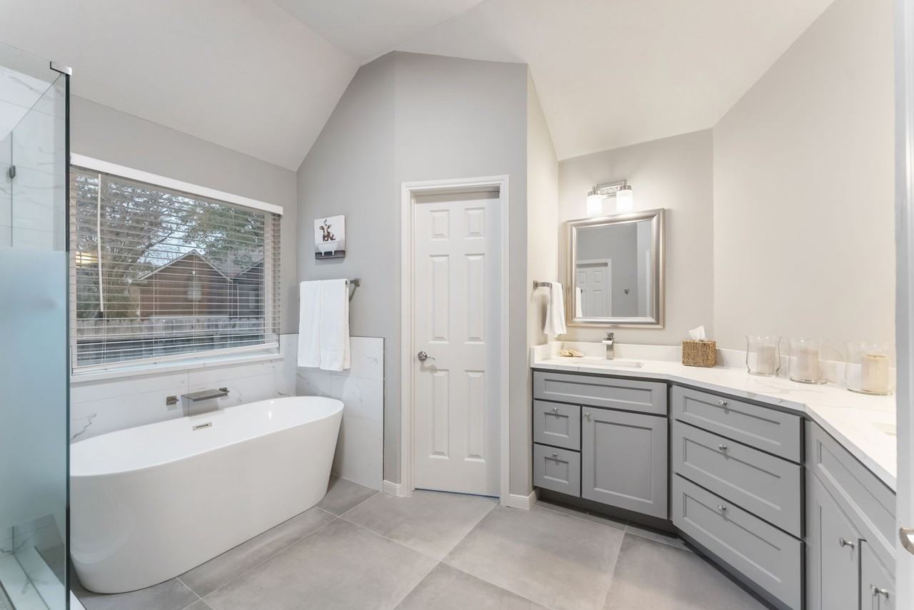 25003 Burgh Castle Dr #25003 - Photo 3 of 31