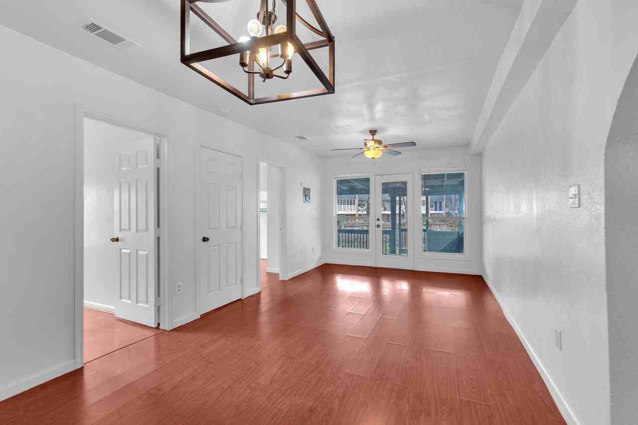 8503 Rosemary Ln #8503 - Photo 6 of 25