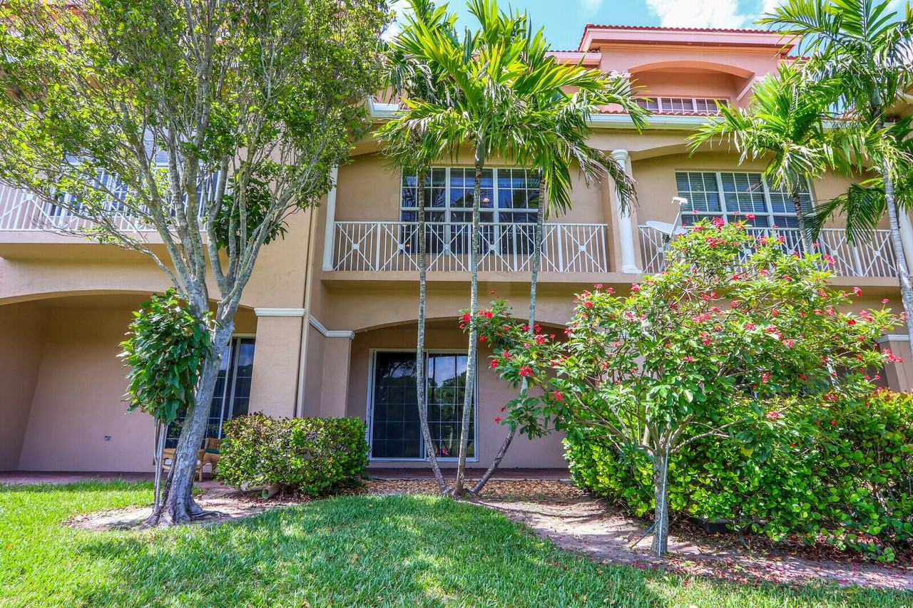 4505 Artesa Way S #4505 - Photo 3 of 21