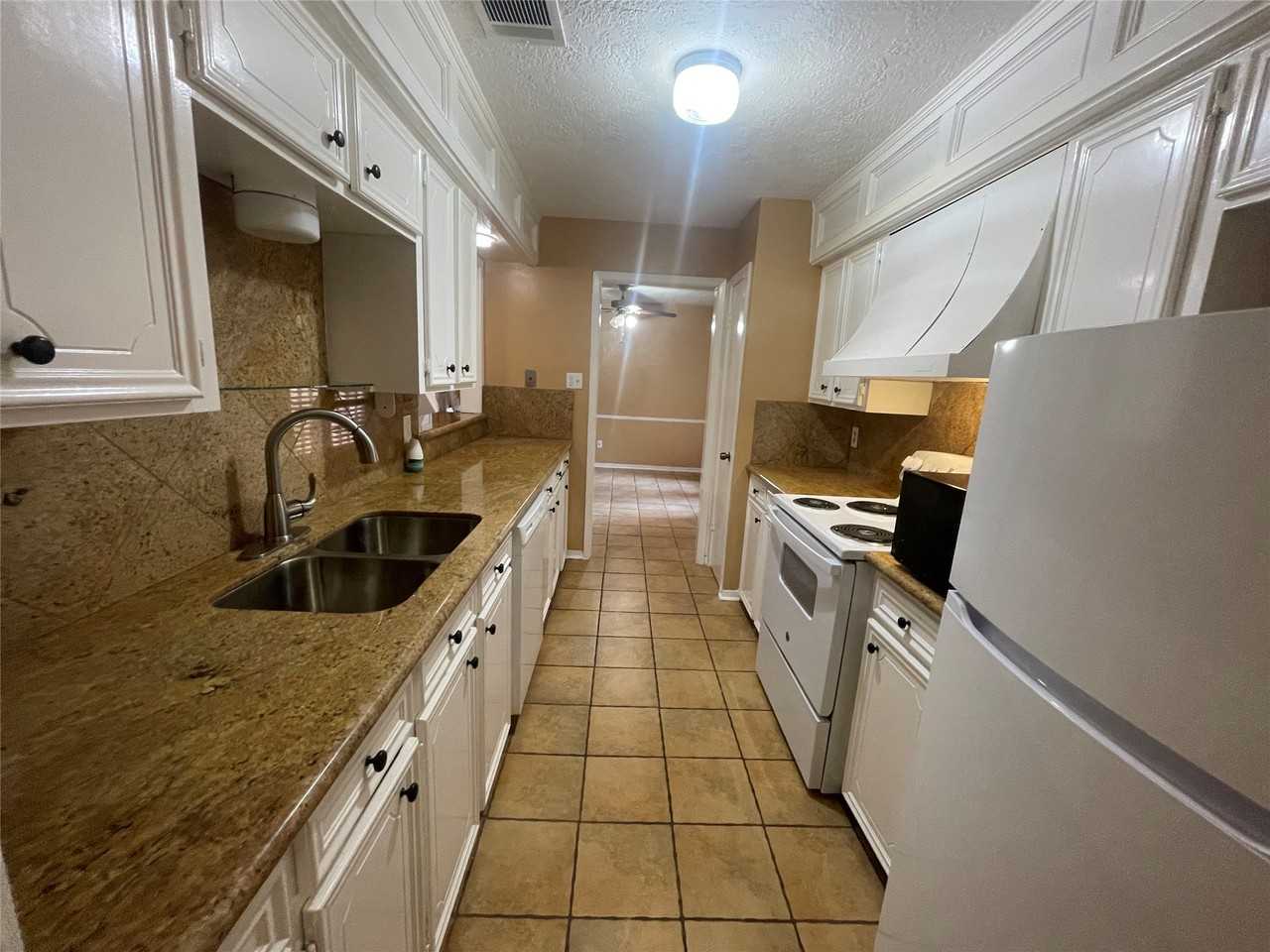 4105 Vista Rd #4105-1 - Photo 7 of 25