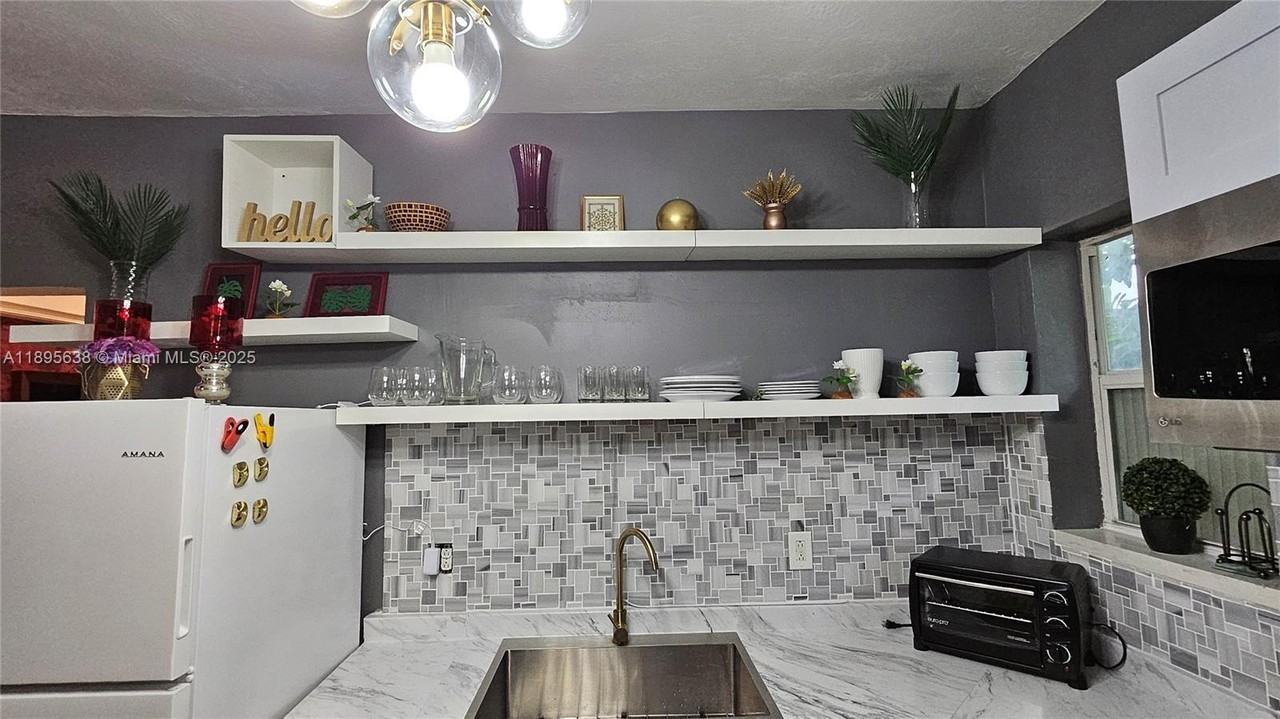 4201 Sw 60th Pl #4201-2 - Photo 4 of 14