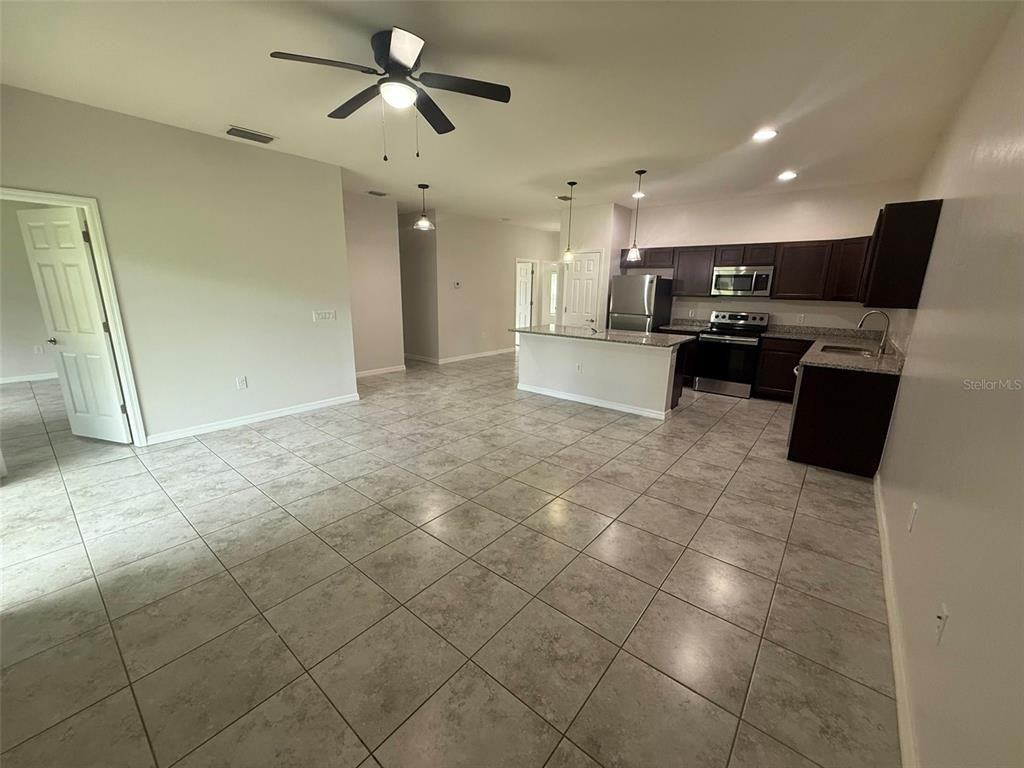 24484 Zephyr Ct #24484 - Photo 3 of 22