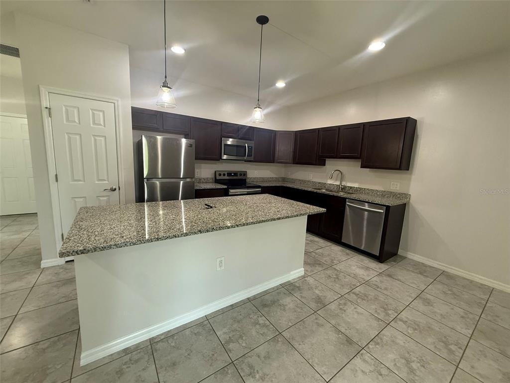 24484 Zephyr Ct #24484 - Photo 5 of 22