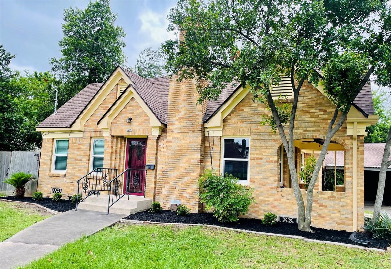 704 Sue St #704 - Photo 2 of 24