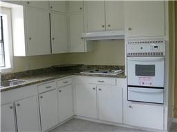 704 Sue St #704 - Photo 6 of 24