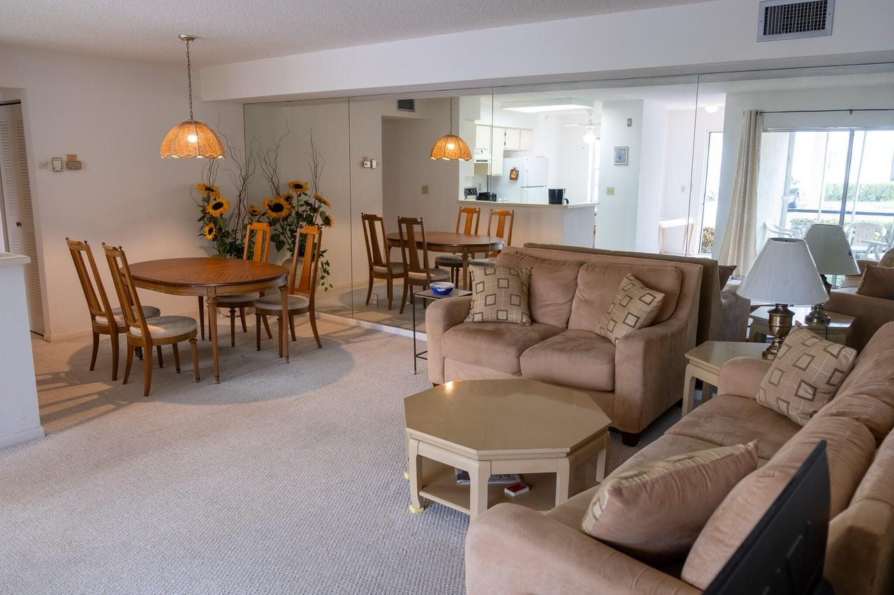 14896 Bal Moral Ln #14896 - Photo 5 of 30