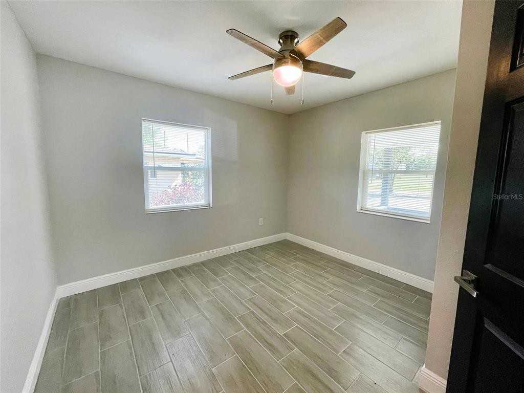 1704 Martin L King Jr Ave #1704 - Photo 5 of 21