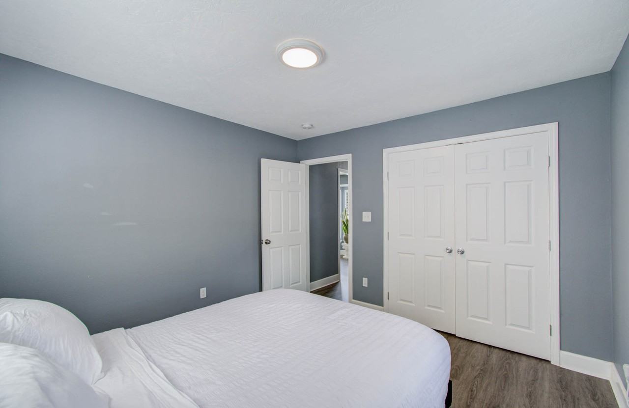 3330 Kelton St #3330 - Photo 4 of 33