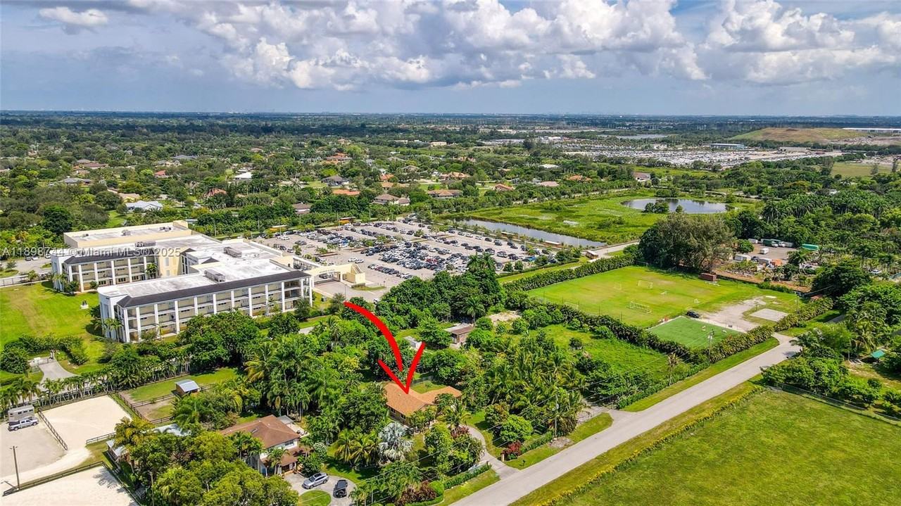 5130 Sw 208th Ln #5130 - Photo 7 of 50