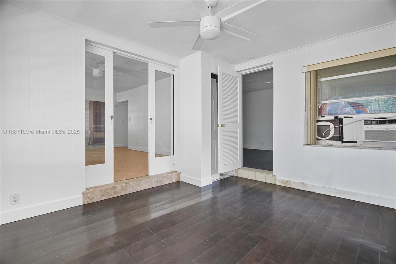 1718 Pierce St #1718-2 - Photo 2 of 19