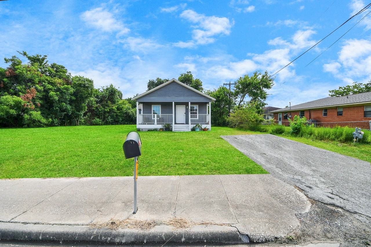 221 Highway 3 N #221 - Photo 4 of 41