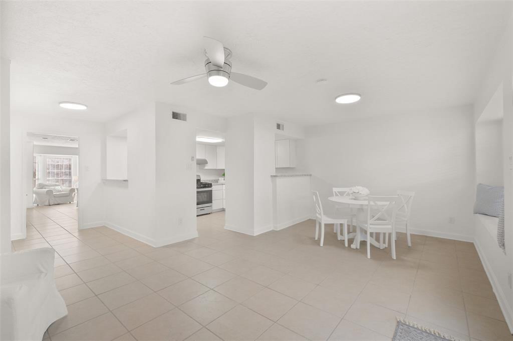 3371 Continental Dr #3371 - Photo 4 of 28