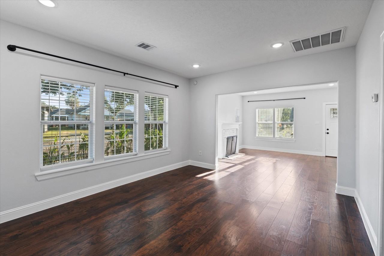 2 Jenkins St #2 - Photo 2 of 12