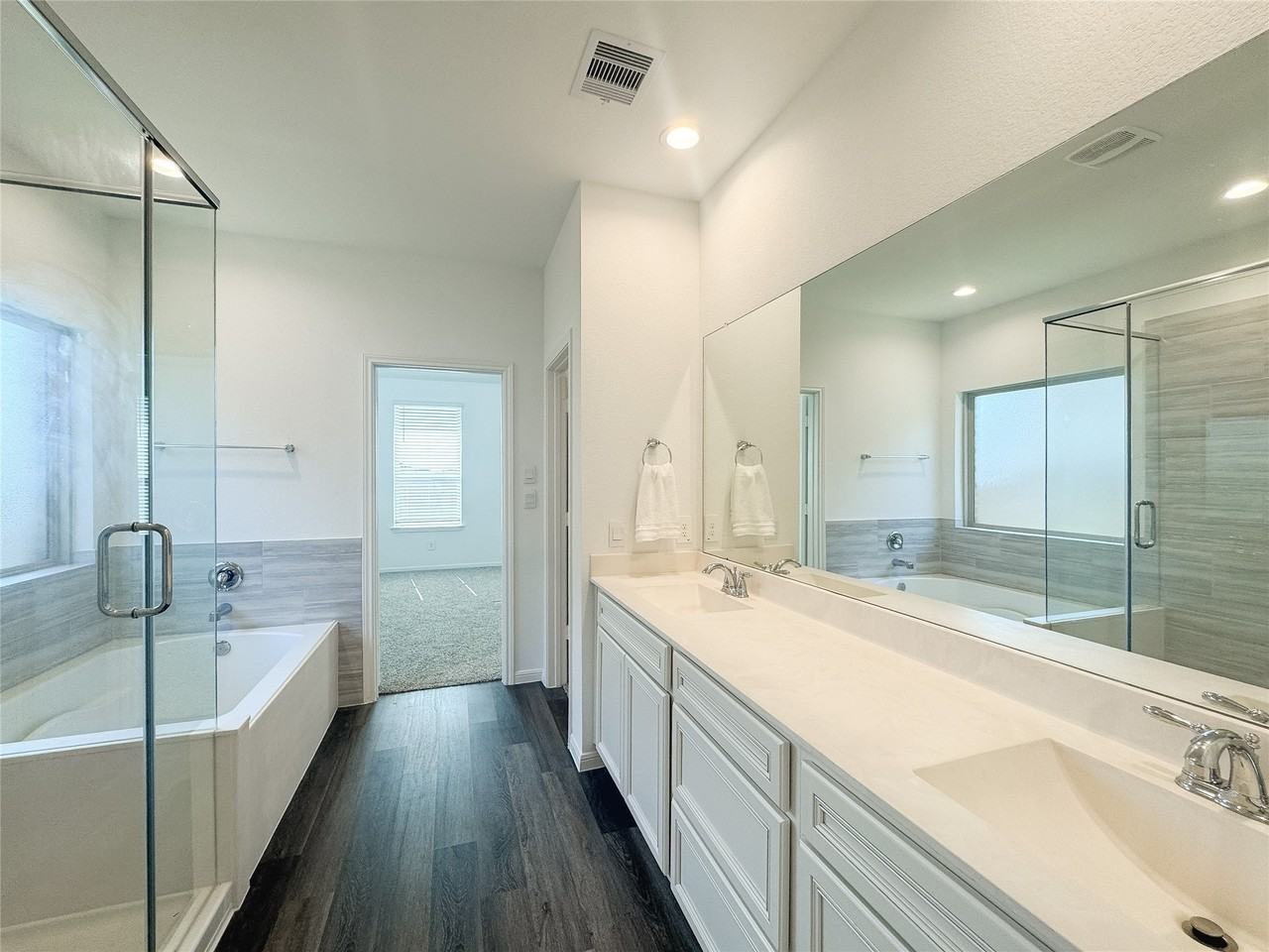 519 Newcomb Hollow Dr #519 - Photo 5 of 46