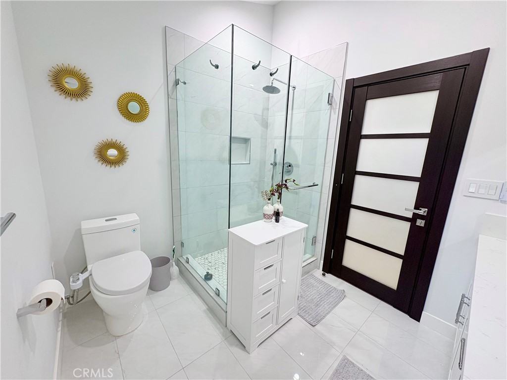 502 N Avon St #502 - Photo 2 of 26