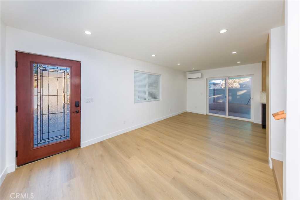 7510 Etiwanda Ave #7510 - Photo 4 of 19