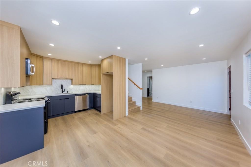 7510 Etiwanda Ave #7510 - Photo 5 of 19