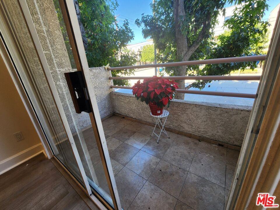 11230 Peach Grove St #11230-106 - Photo 6 of 22