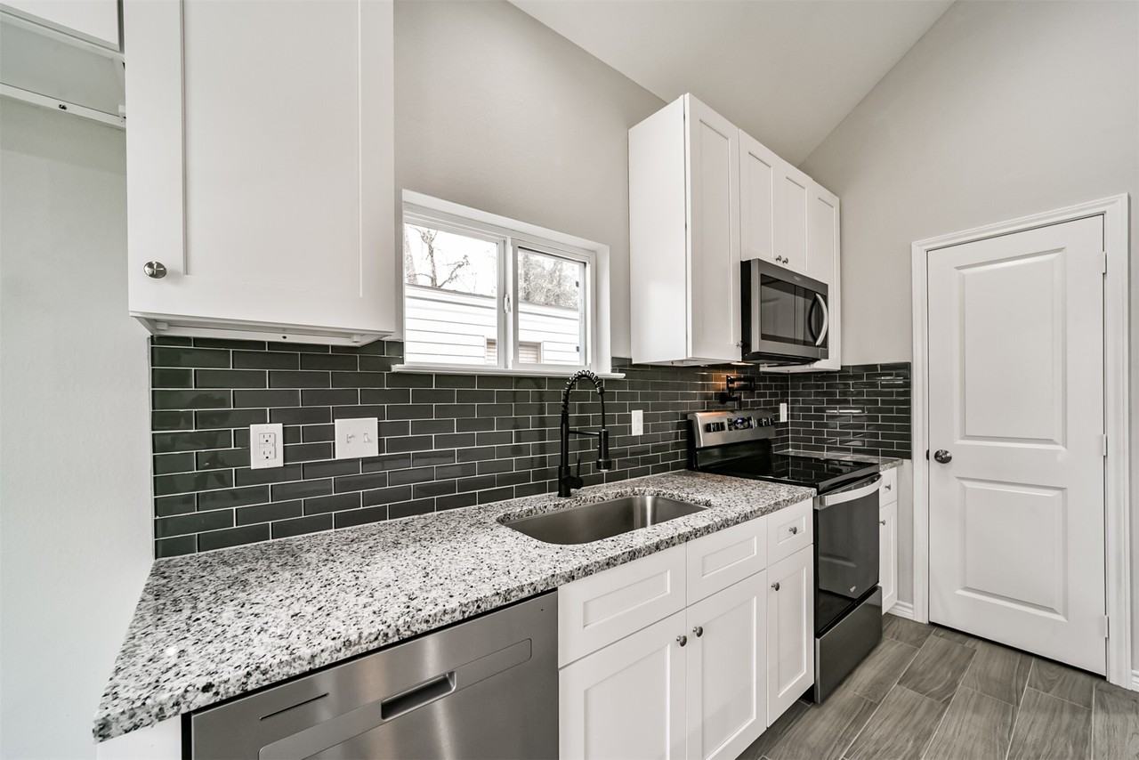 16613 E Lynbrook #16613 - Photo 4 of 23