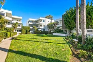 2368 Torrey Pines Rd - Photo 1 of 1