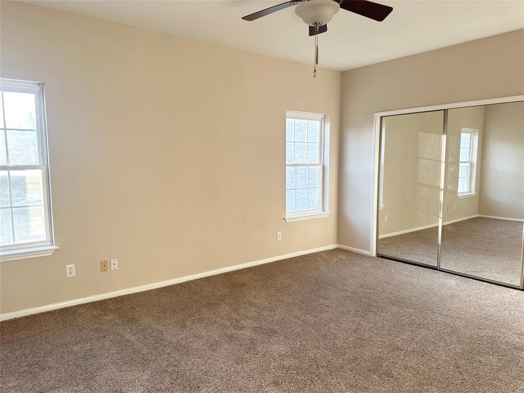 2924 Holly Hall St #2924-2924 - Photo 5 of 15