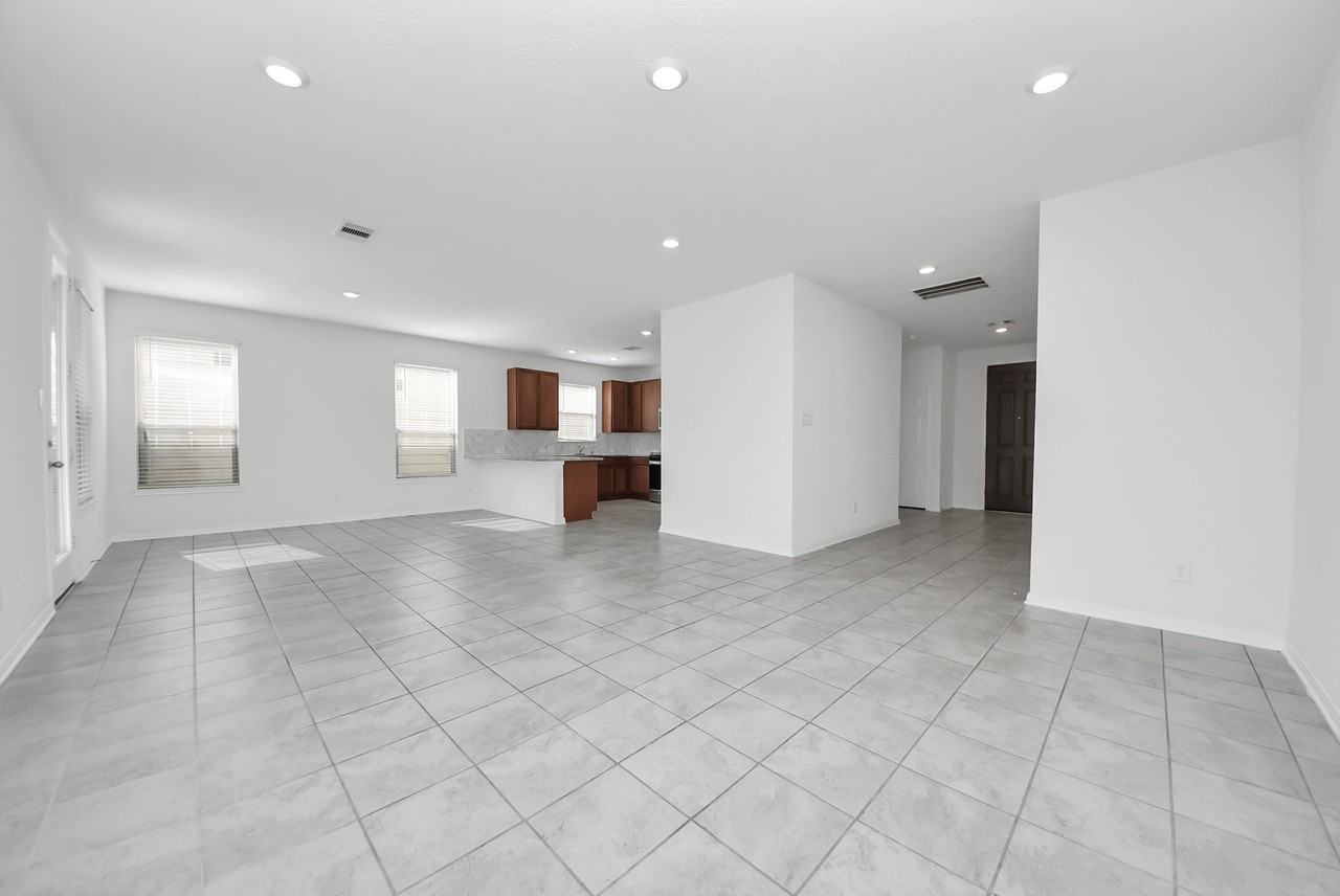 17322 Texas Willow Dr #17322 - Photo 4 of 43