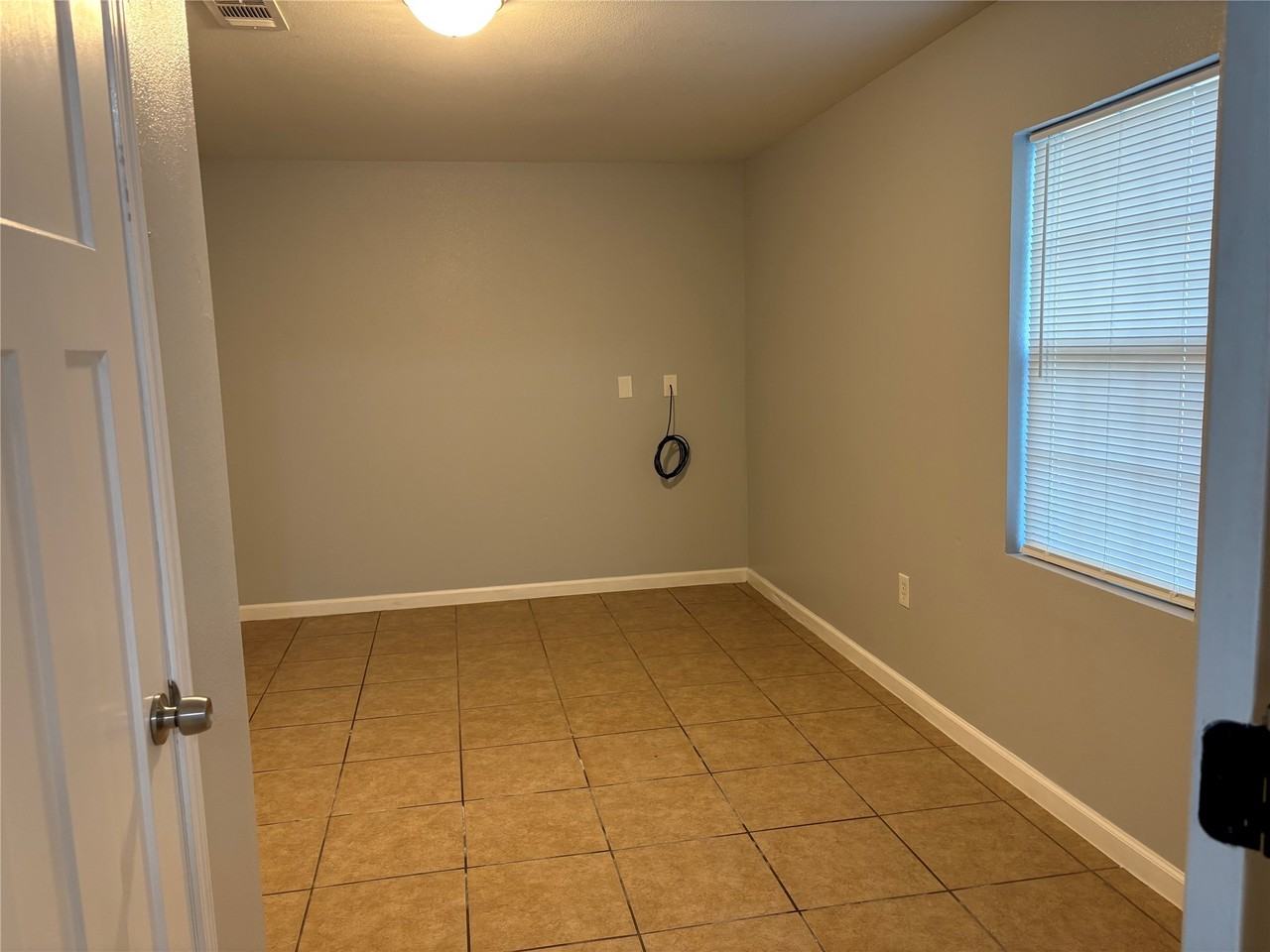 3010 Washington St #3010 - Photo 4 of 29