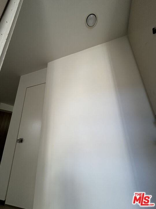 833 Moraga Dr #833-6 - Photo 6 of 31