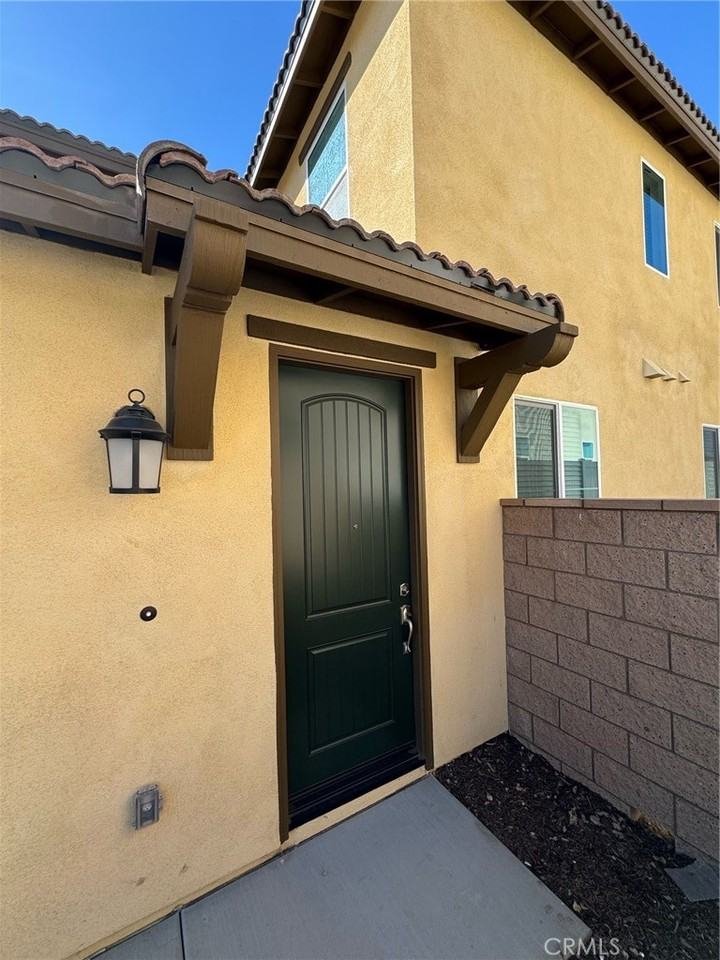 25685 Branson Ln #25685 - Photo 4 of 13