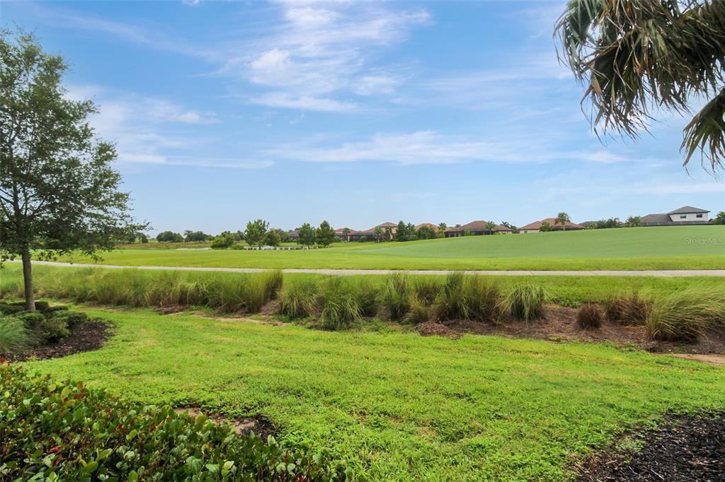 5517 Palmer Cir #5517-105 - Photo 4 of 43