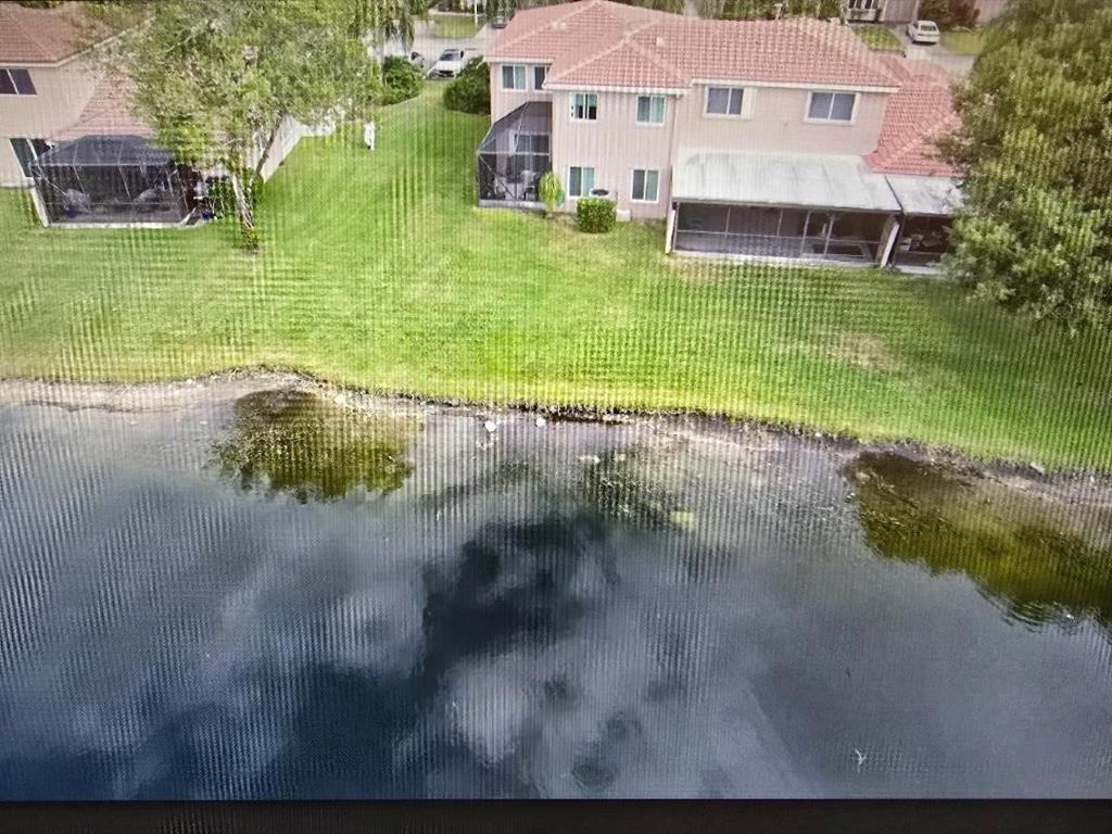 1741 Sw 109th Ter #1741 - Photo 3 of 10