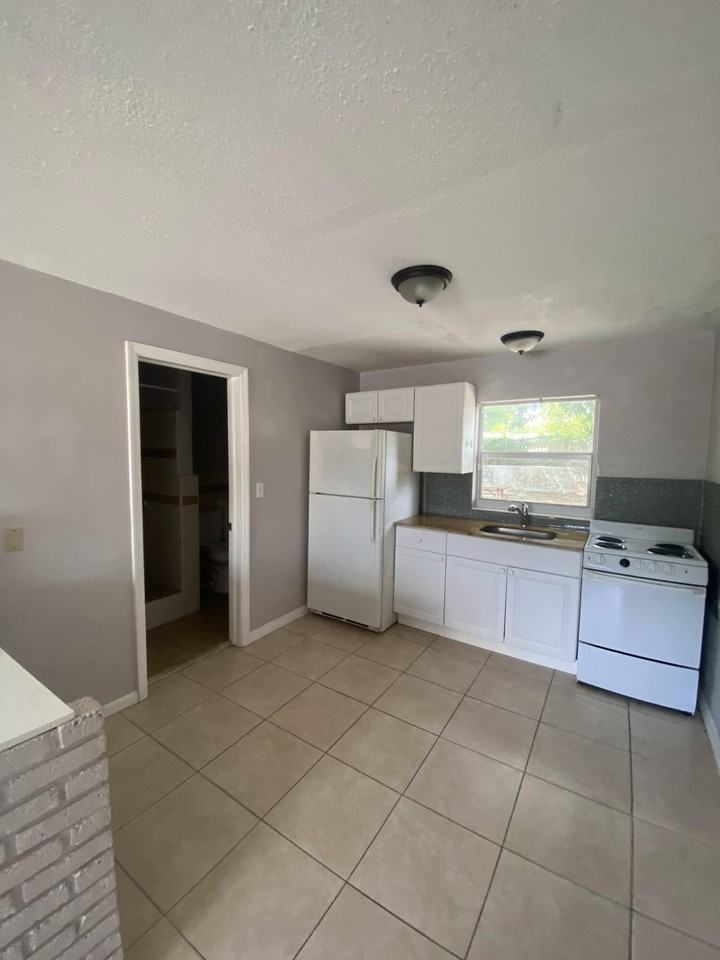 1820 Redbank Rd #1820-2 - Photo 5 of 12