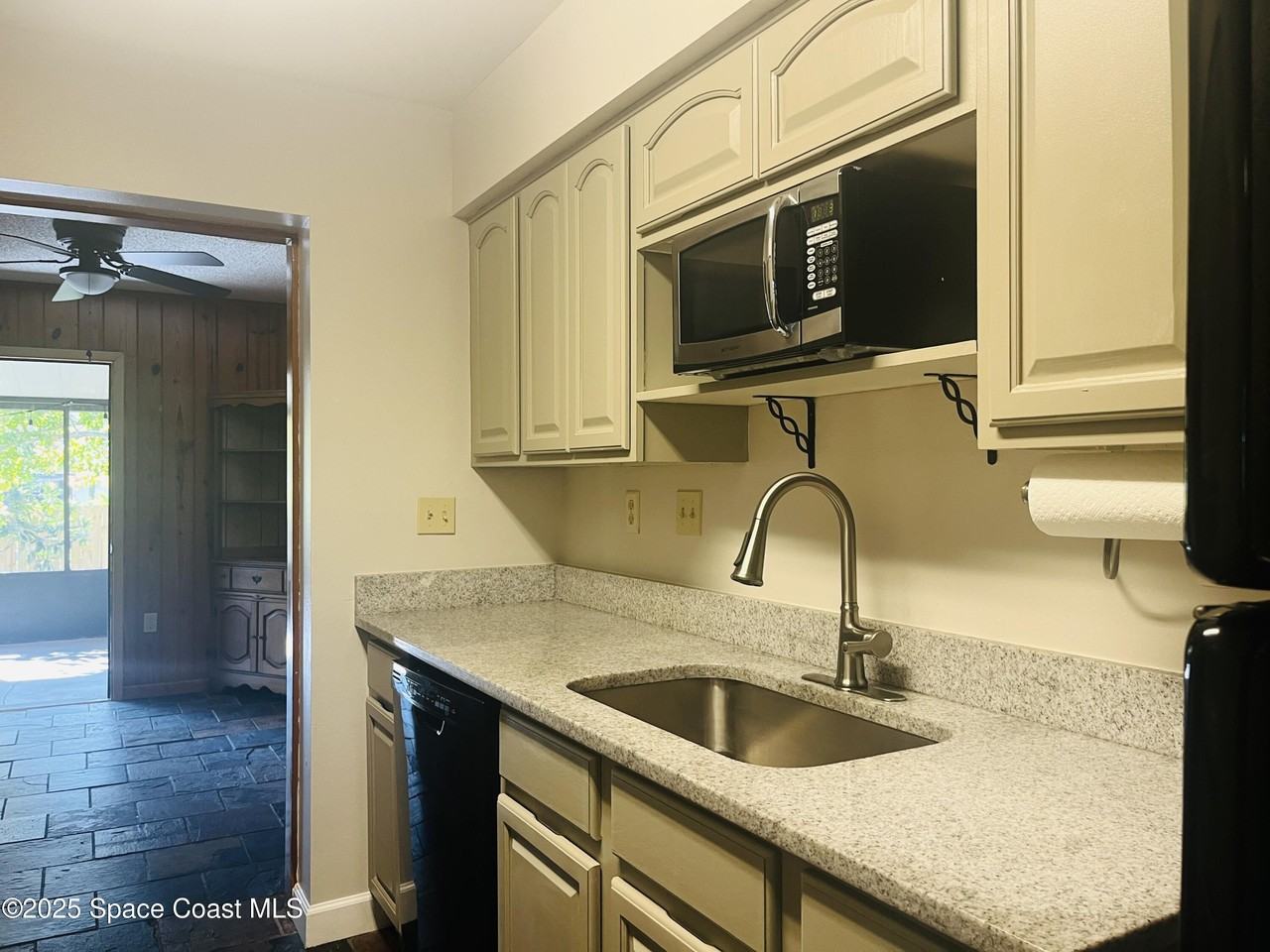 4719 Chicago St #4719 - Photo 5 of 18