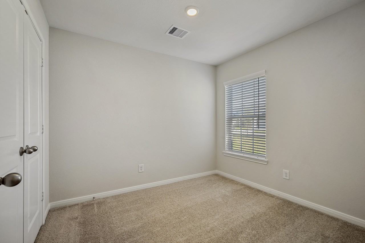 10387 Red Cardinal Dr #10387 - Photo 5 of 11