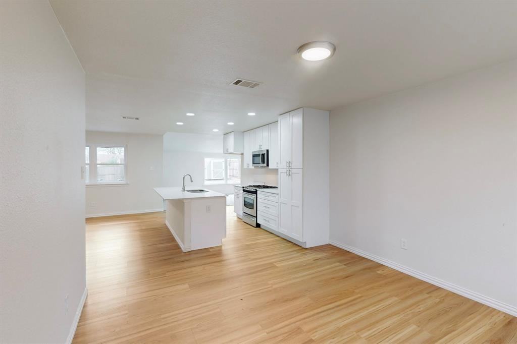 538 E Fairmeadows Dr #538 - Photo 4 of 5