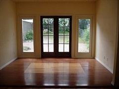 406 Corona Ave - Photo 3 of 4