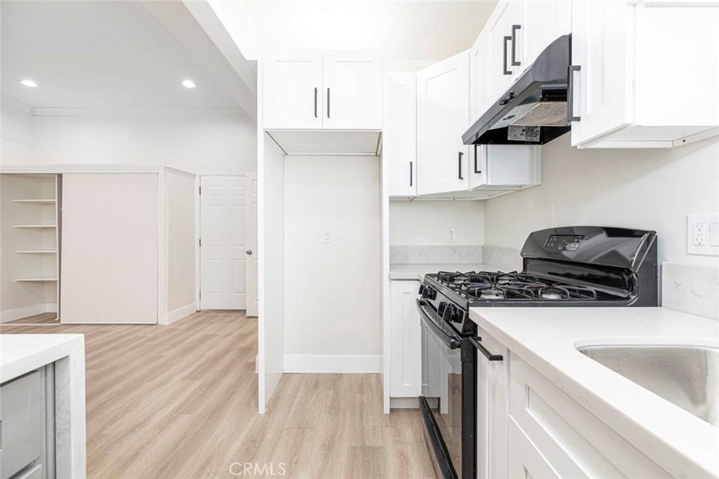 14319 Tiara St #14319-2 - Photo 7 of 14