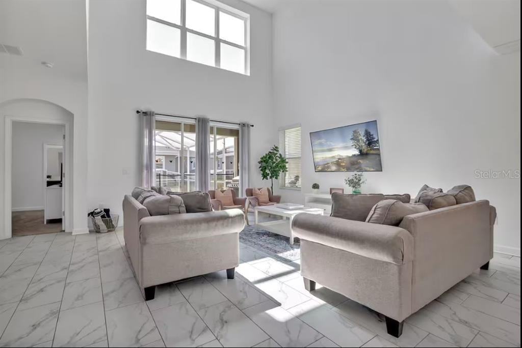 1025 Leader St #1025 - Photo 3 of 26