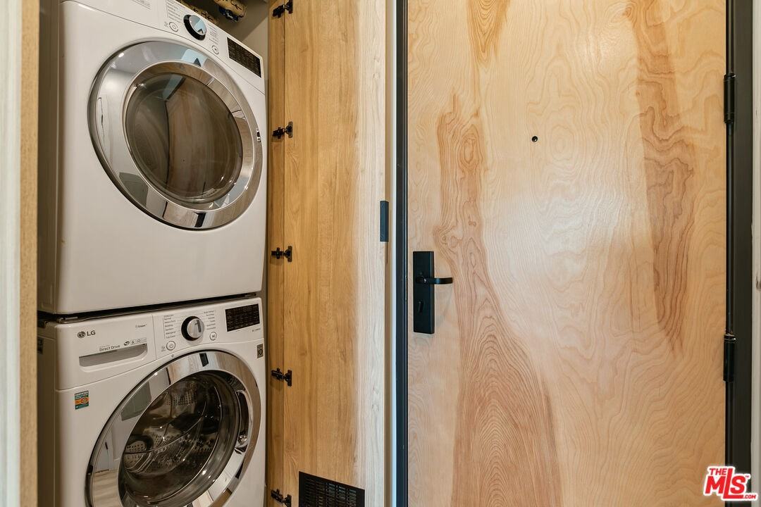 12431 Rochester Ave #12431-311 - Photo 4 of 30